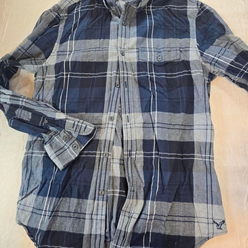 American Eagle Outfitters Mens Slim Fit Plaid Flannel Shirt Navy Grey Medium